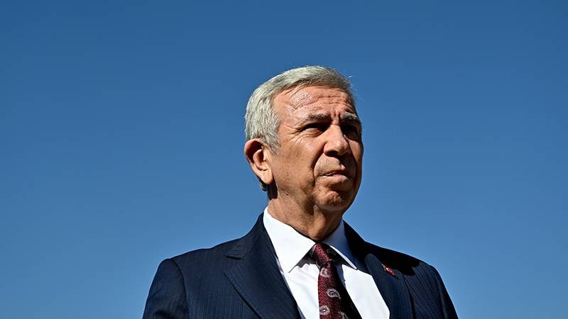 Adaylık yarışından zam yarışına! Mansur’da suya okkalı zam