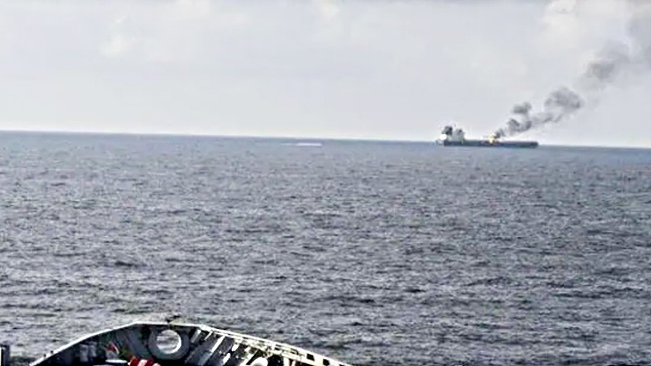 Aden Körfezi’nde Türk gemisine Füze saldırısı! Son dakika