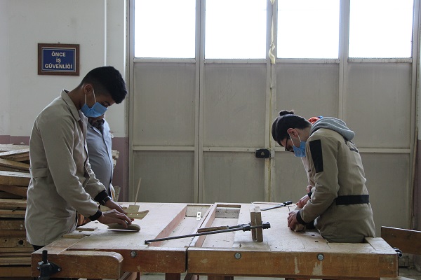 Adeta darphaneye döndüler! Meslek liselerinin altın çağı