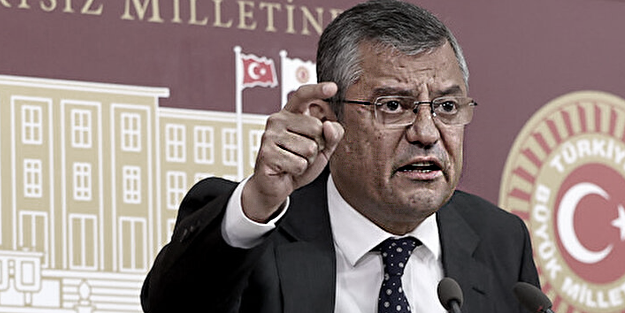 Adı yeni kendisi eski! Yeni Parti’de iç savaş