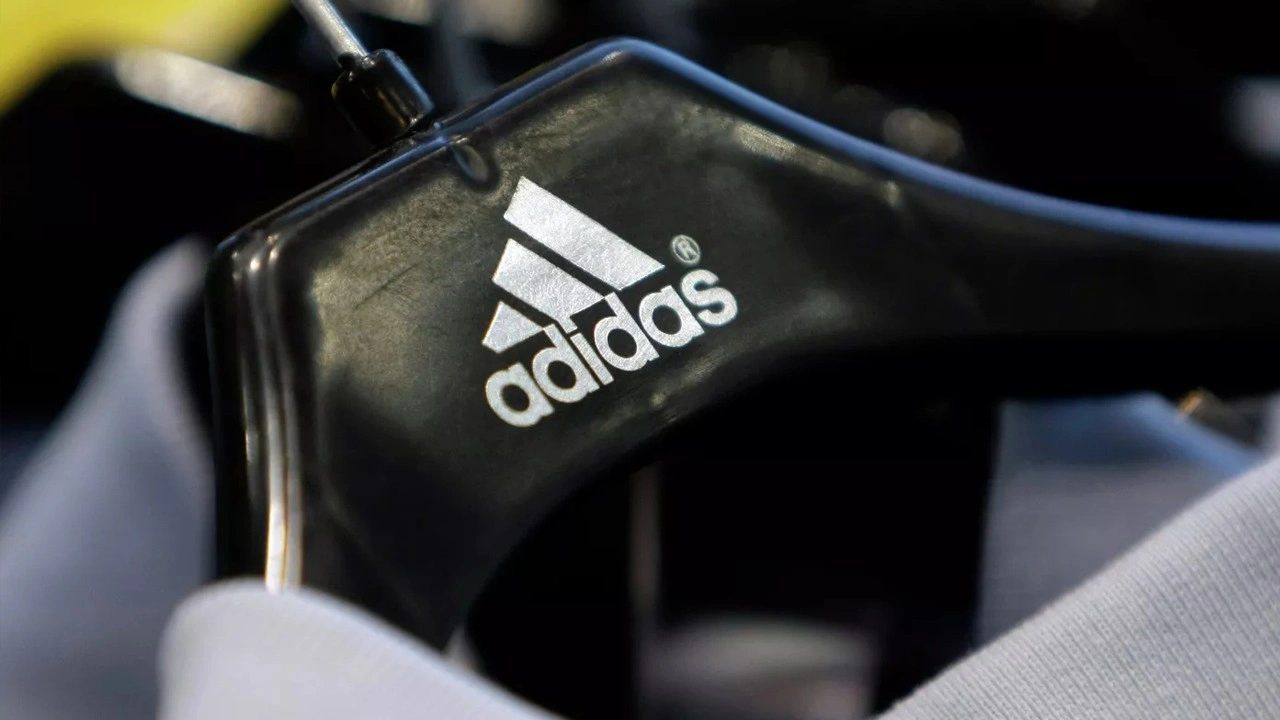 Adidas’a Rekabet Kurulu’ndan 402 Milyon TL Ceza