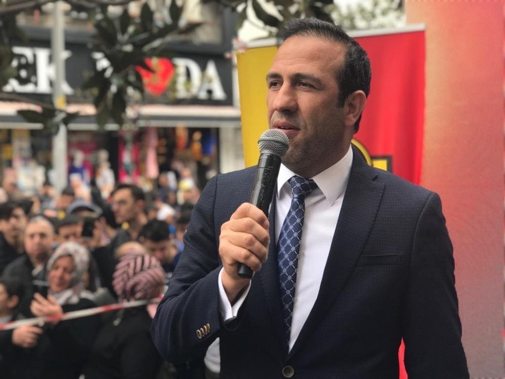 Adil Gevrek: 