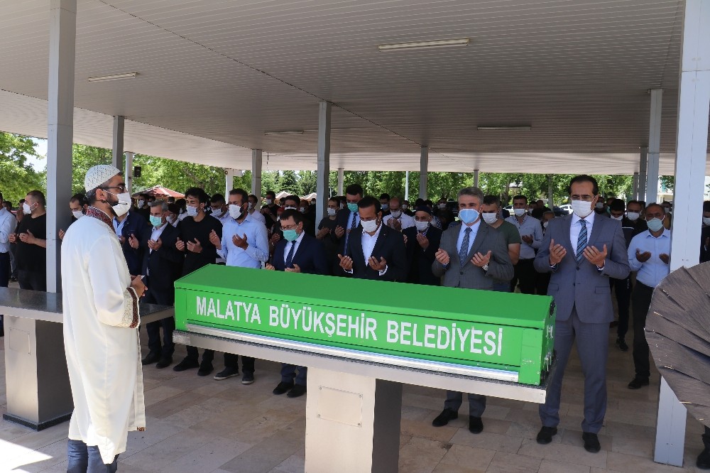 Adil Gevrek’in babası toprağa verildi 