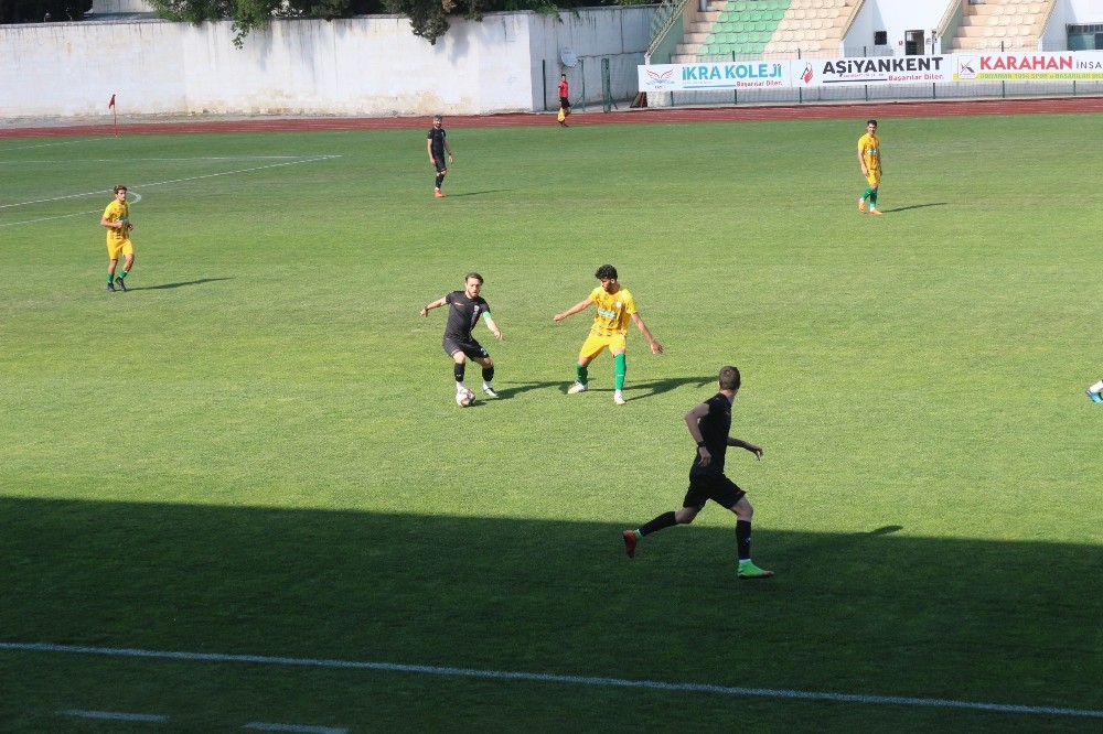 Adıyaman 1954 Spor:4- Alibeyköyspor: 3 