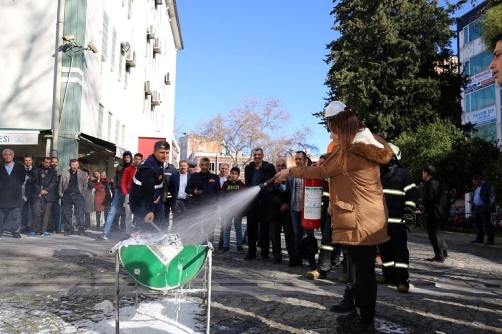 Adıyaman belediyesinde deprem tatbikatı 