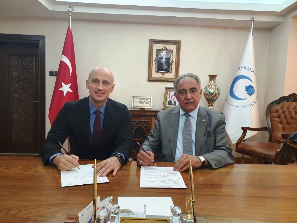 Adıyaman Üniversitesinde banka promosyon ihalesi gerçekleştirildi 
