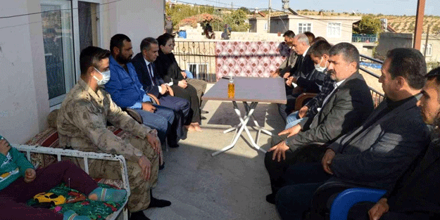 Adıyaman Valisi Mahmut Çuhadar'dan şehit ailesine taziye ziyareti