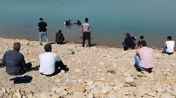 Adıyaman'da balıkçıların ağına bomba takıldı