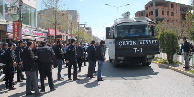 Adıyaman'da büyüklerin "çocuk" kavgası: 8 yaralı