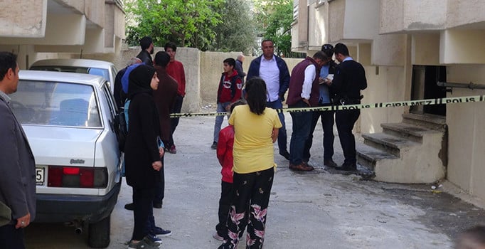 Adıyaman'da çakmakla oynayan çocuk evi yaktı