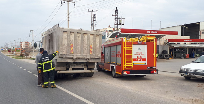 Adıyaman'da hafriyat yüklü kamyonda yangın çıktı