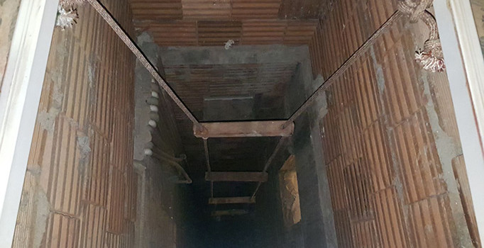 Adıyaman’da hHavalandırmadan girip para dolu kasayı patlattılar