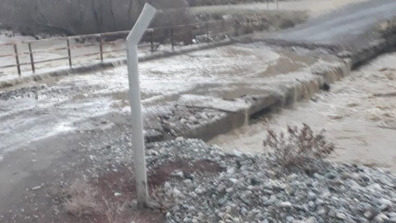 Adıyaman’da köprü taştı