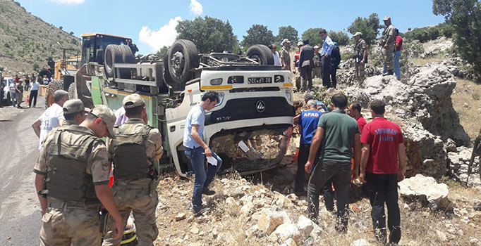 Adıyaman’da korkunç kaza: 2 ölü, 1 yaralı