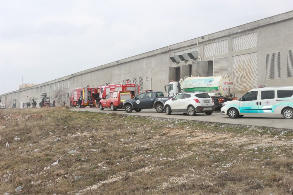 Adıyaman’da korkutan fabrika yangını 