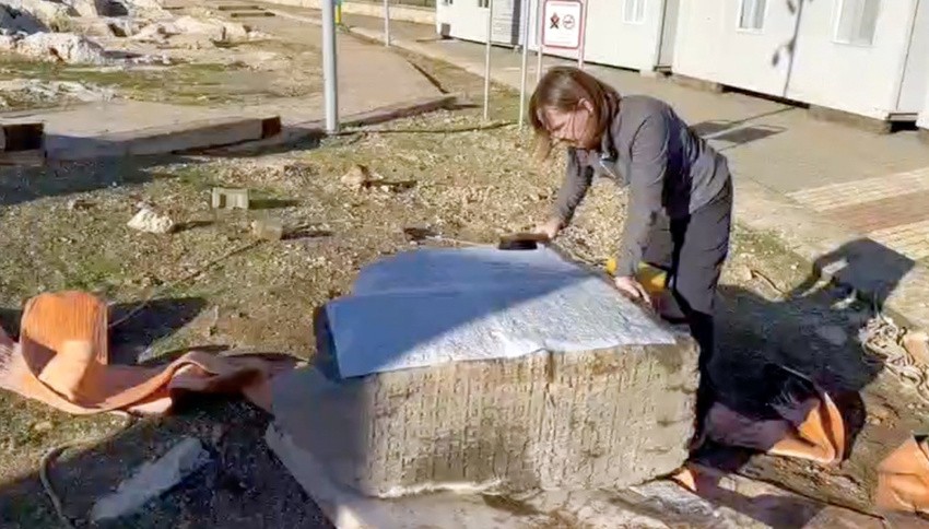 Adıyaman’da köylüler buldu! 2100 yıllık yazıtta yazan şey herkesi şaşkına çevirdi
