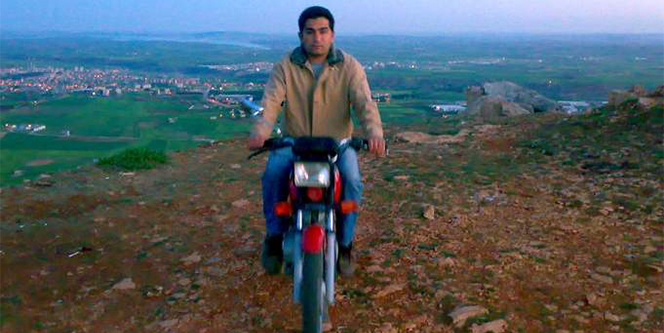 Motosiklet ile traktör çarpıştı