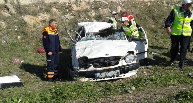 Adıyaman'da otomobil takla attı: 4 yaralı