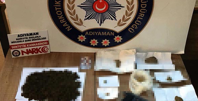 Adıyaman'da polisin 'dur' ihtarına uymadılar! Araçlarından uyuşturucu çıktı