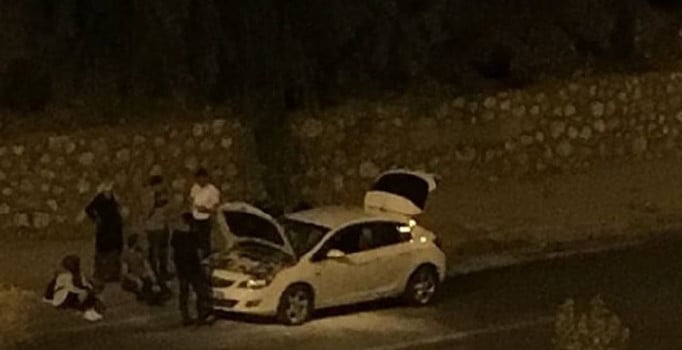 Adıyaman'da seyir halindeki otomobil yandı!