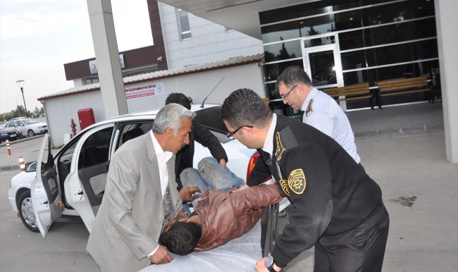 Adıyaman'da traktör devrildi: 1 ölü, 1 yaralı