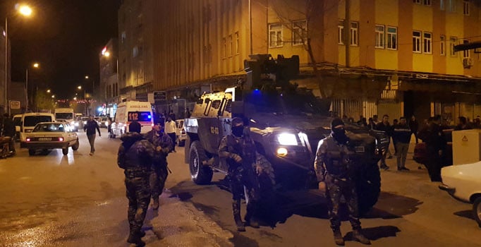 Adıyaman'ı ayağa kaldıran kavga: Özel harekat meydana indi