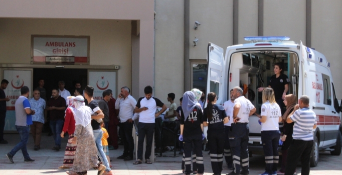 Adıyaman'ın Gerger ilçesinde otomobil şarampole devrildi: 1 ölü, 3 yaralı