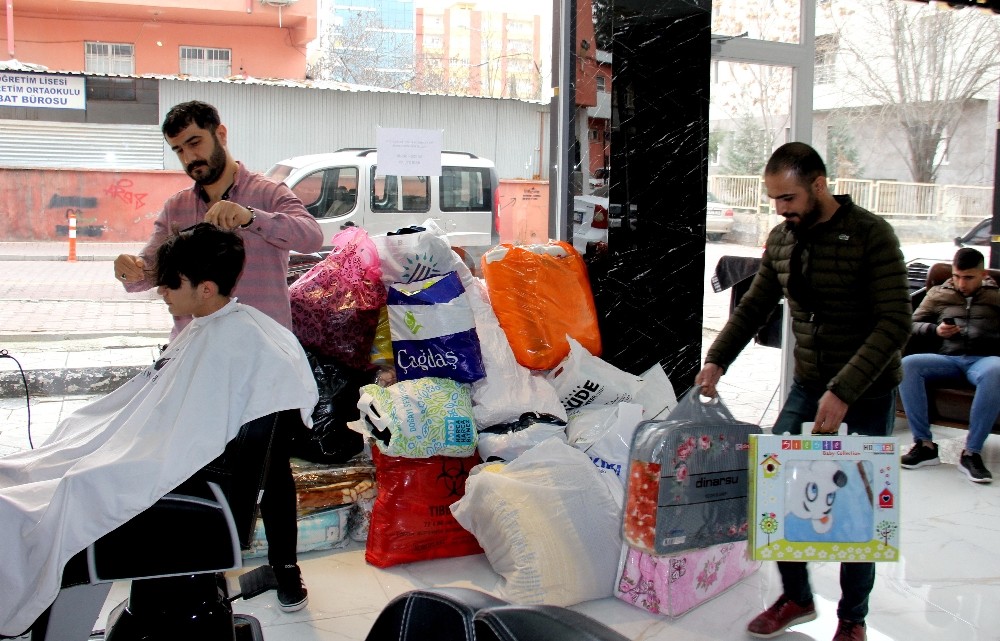 Adıyamanlı berberden depremzedelere anlamlı yardım 