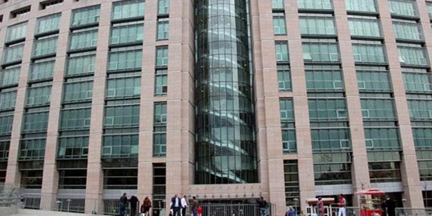 Adliyede güvenlik skandalı