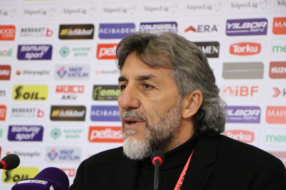 Adnan Erkan: “1 puan bizi ileriye umutlu şekilde taşıyacaktır