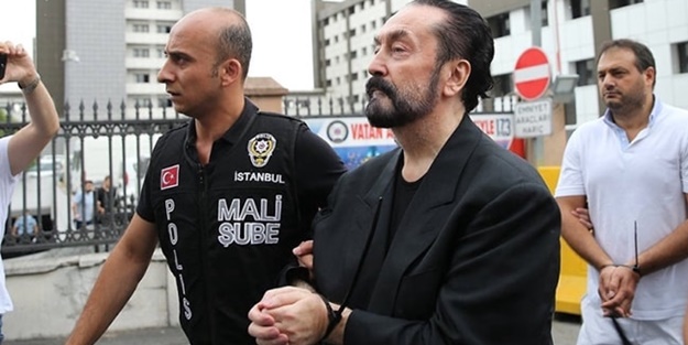 Adnan Oktar 'Kediciklerle' cinsel ilişki sorusuna böyle cevap verdi!