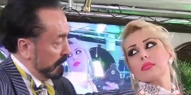 Adnan Oktar mağdurlarından kan donduran ifadeler! 'Bizi izliyordu'