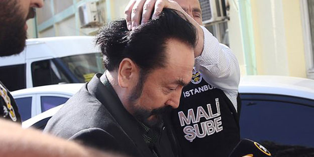 Adnan Oktar’ın ipliğini ilk Akit TV pazara çıkardı