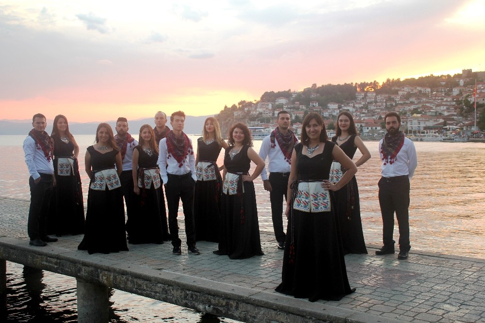 ADÜ Çoksesli Korosu, Makedonya’da Türkiye’yi temsil etti 
