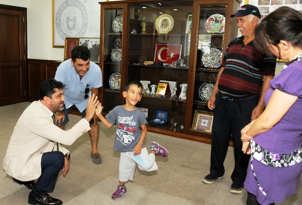 ADÜ Tıp Fakültesi Hastanesi işitme engellilere umut oldu 