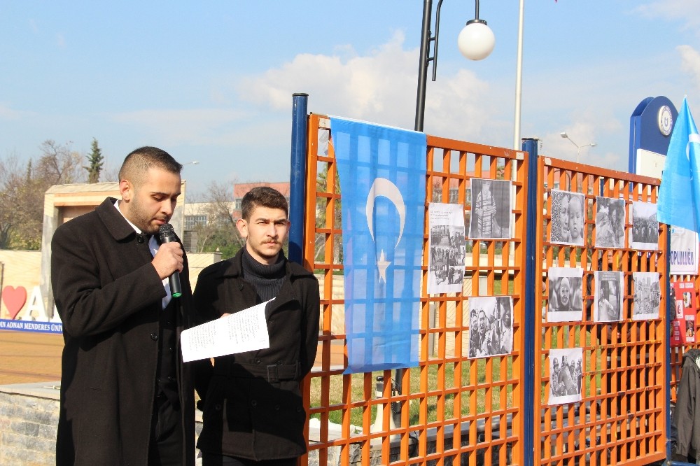 ADÜ’de Doğu Türkistan zulmüne dur denildi 