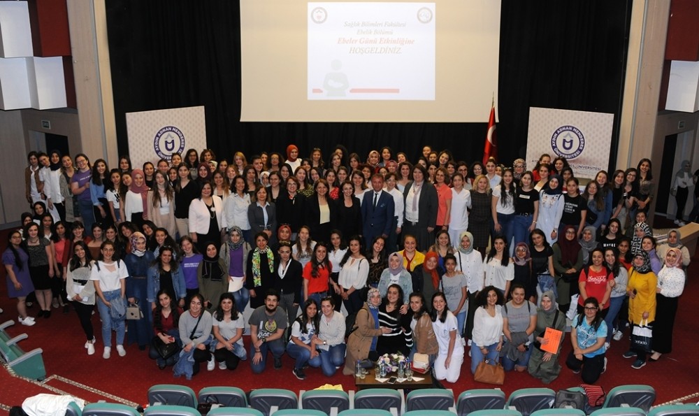 ADÜ’de Dünya Ebeler Günü etkinliği düzenlendi 