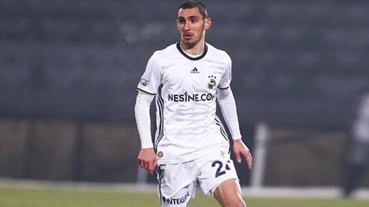 Advocaat beğendi, F.Bahçe imzayı attırdı!