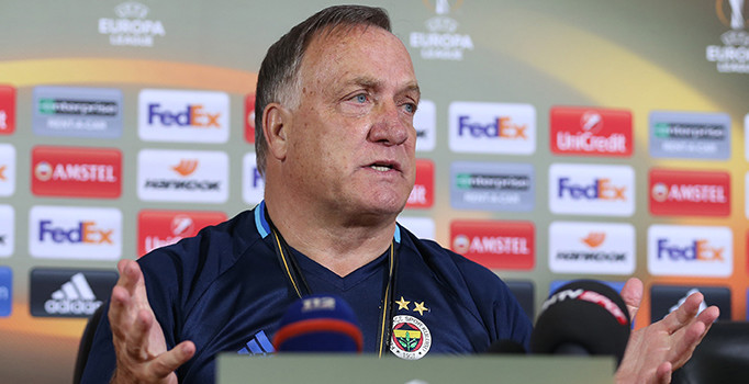 Advocaat Fenerbahçe'nin reçetesini yazdı