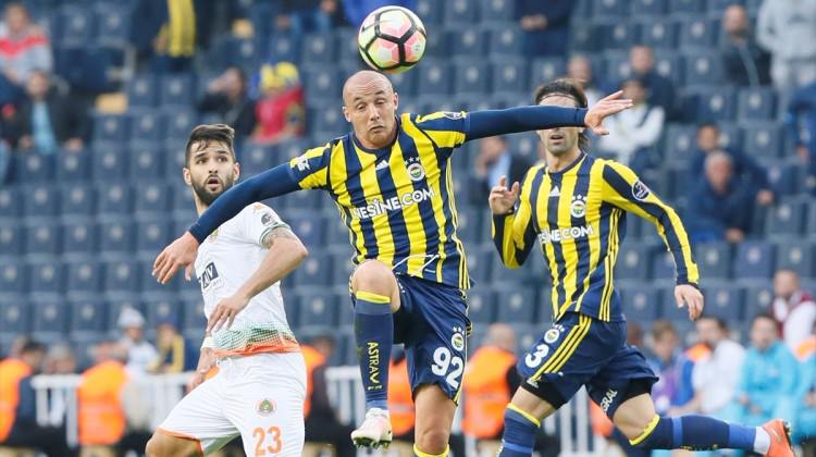 Advocaat'tan Aatif sürprizi!