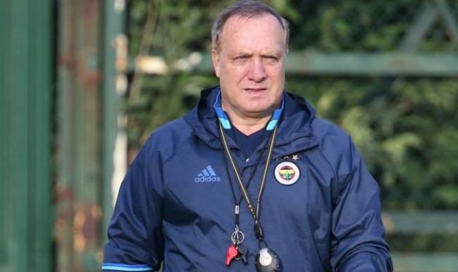 Advocaat'tan zorunlu değişim