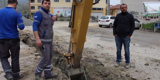Kazı çalışmasında doğalgaz borusu patladı