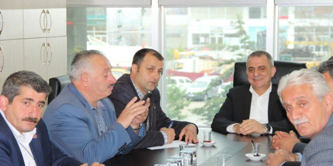 Başkan Sağıroğlu muhtarlarla toplantı yaptı