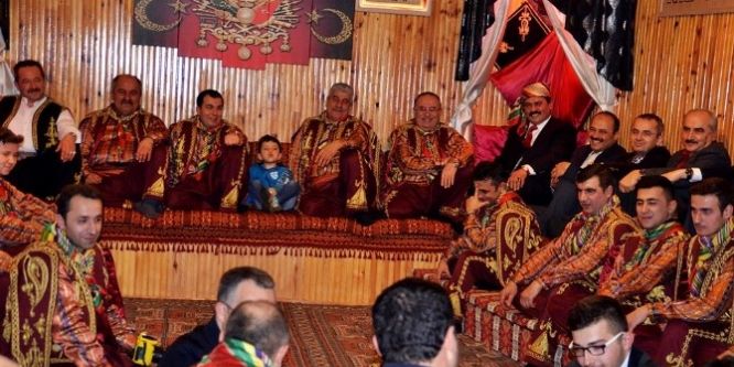 Tosya Yarenleri, Kastamonu Üniversitesi Dekanı ve Senatosunu misafir etti