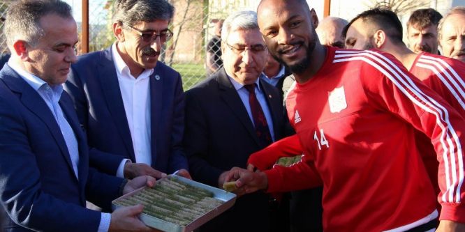 Sivasspor’un başarısı için kurban kesildi