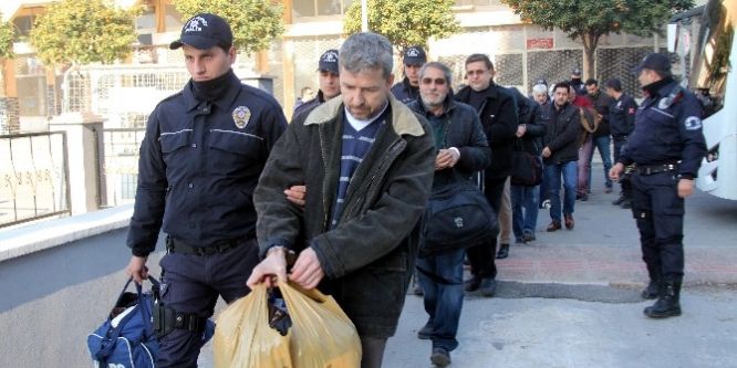 FETÖ’den 17 iş adamı tutuklandı