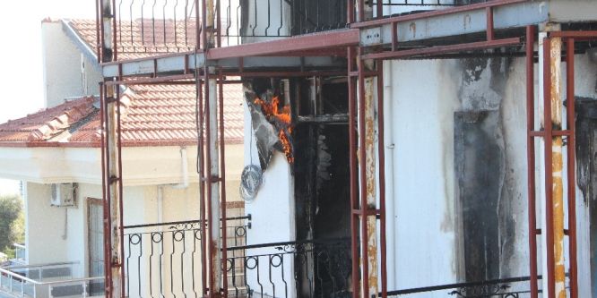 2 milyon TL’lik villa küle döndü