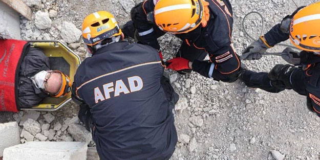 AFAD, deprem bölgelerinden yapılacak tahliye için yer listesi paylaştı