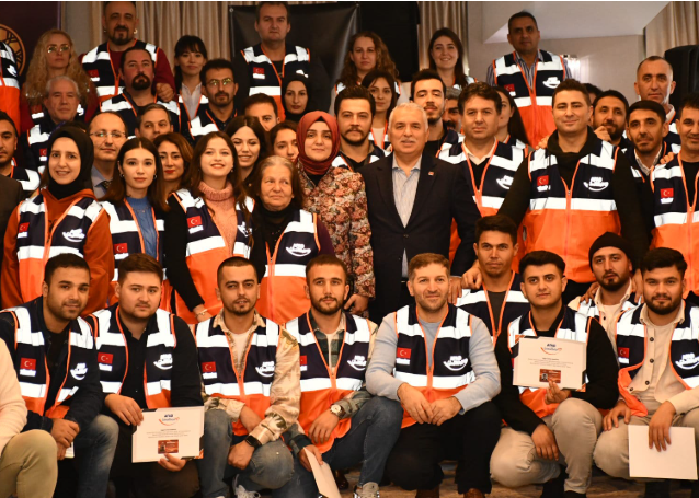 AFAD gönüllülerine kimlikler verildi