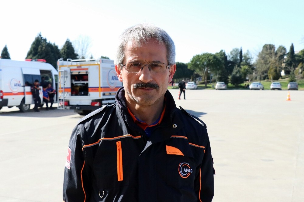 AFAD Sakarya Müdürü Hüseyin Kaşkaş, deprem haftasında vatandaşları uyardı 